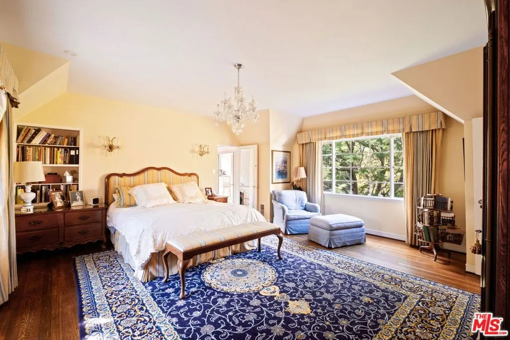 456 N Bristol Avenue, Los Angeles, California 90049 home-pic-26